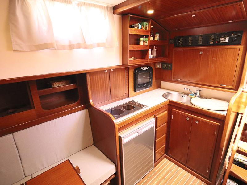 LOCATION-MENORQUÍN-YACHT-120