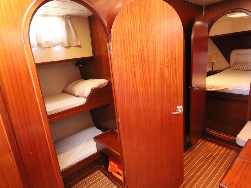 RENTAL-MENORQUÍN-YACHT-120